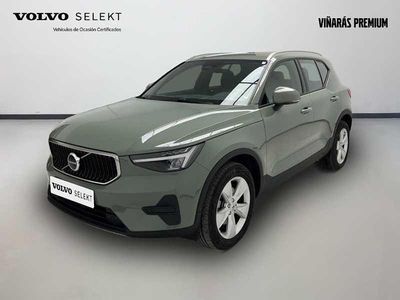 Verde Usado 2025 Volvo XC40 Core SUV | 33.990 €