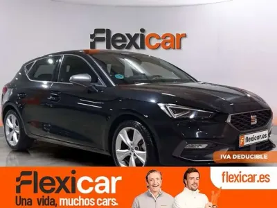 Usado Seat Leon FR 116 CV (85 kW) 2025 Negro Utilitario