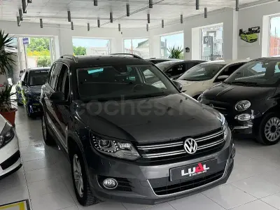 Usado VW Tiguan Sport 140 CV (102 kW) 2014 Negro SUV