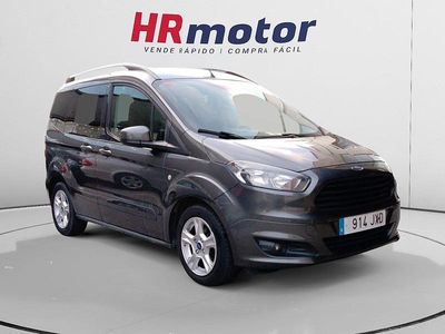 Usado Ford Tourneo Courier Trend 100 CV (73 kW) 2017 Monovolumen