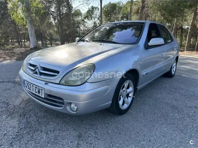 Usado Citroën Xsara Exclusive 90 CV (66 kW) 2003 Gris / plata Berlina