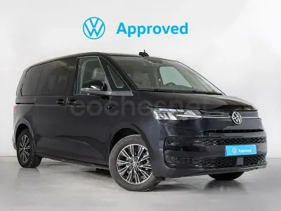 Usado VW Multivan Life 150 CV (110 kW) 2025 Negro Monovolumen