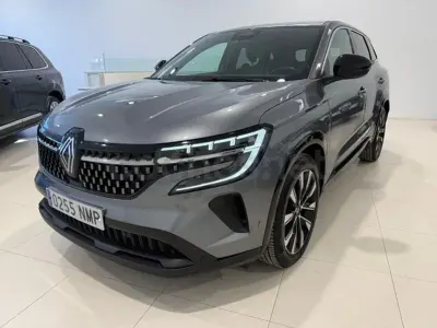 Usado Renault Austral Techno 200 CV (147 kW) 2023 Gris / plata SUV