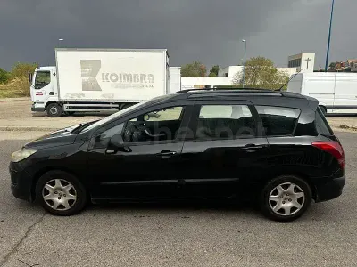 Usado Peugeot 308 SW 110 CV (80 kW) 2008 Negro Familiar
