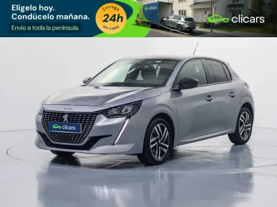 Usado Peugeot 208 Allure 100 CV (73 kW) 2023 Gris / plata Utilitario