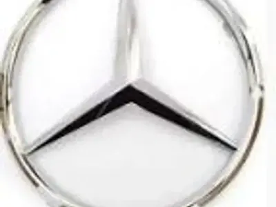 Usado Mercedes GLC220 197 CV (144 kW) 2026 Gris / plateado SUV