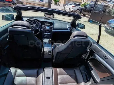 Käytetty Mercedes E220