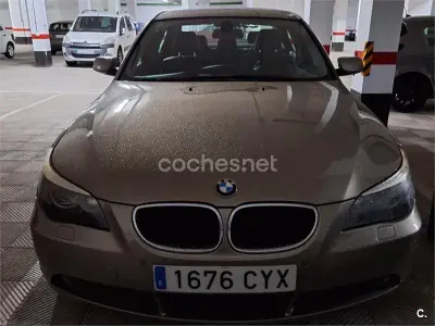 Usado BMW 530 Exclusive 231 CV (169 kW) 2004 Beige Berlina