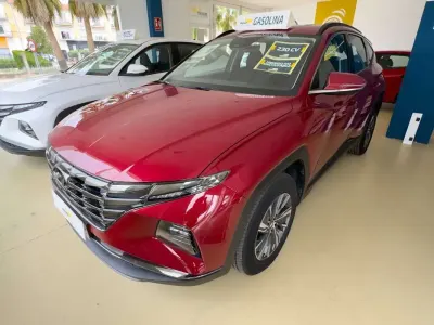 Usado Hyundai Tucson 230 CV (169 kW) 2021 Burdeos SUV