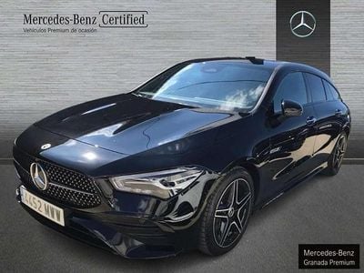 Negro Usado 2024 Mercedes CLA200 Shooting Brake Familiar | 36.900 € (Precio justo)