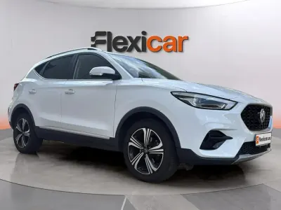 Usado MG ZS Comfort 116 CV (85 kW) 2025 Blanco SUV