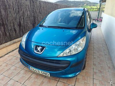 Usado Peugeot 207 70 CV (51 kW) 2009 Azul Berlina