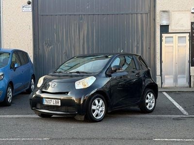 Käytetty Toyota iQ 68 HP (50 kW) 2009 Musta Viistoperä