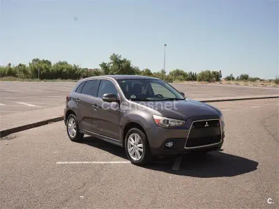 Usado Mitsubishi ASX Motion 150 CV (110 kW) 2010 Marrón SUV