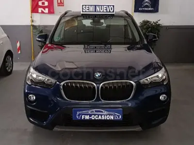 Usado BMW X1 Comfort Edition 150 CV (110 kW) 2018 Azul SUV