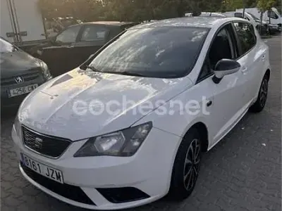 Usado Seat Ibiza Reference 75 CV (55 kW) 2017 Blanco Berlina
