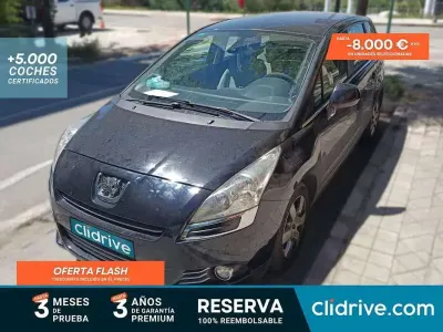 Usado Peugeot 5008 Premium 109 HP (80 kW) 2010 Preto Monovolume