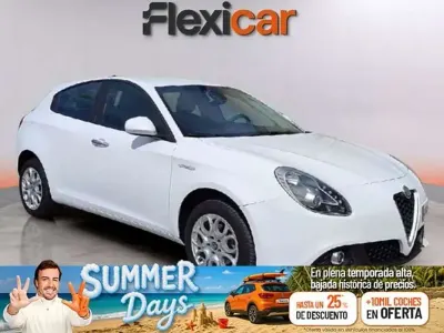 Usado Alfa Romeo Giulietta Tech Edition 120 CV (88 kW) 2019 Blanco Utilitario