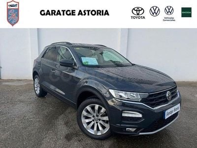 Usado VW T-Roc Advance 115 CV (84 kW) 2020 Gris / plata SUV