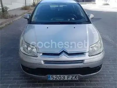 Usado Citroën C4 VTR Sport 110 CV (80 kW) 2008 Gris / plata Berlina