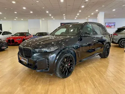 Usado BMW X5 Comfort Edition 298 CV (219 kW) 2025 Negro SUV