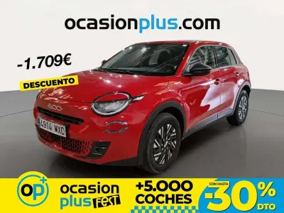 Usado Fiat 600 101 CV (74 kW) 2024 Rojo SUV