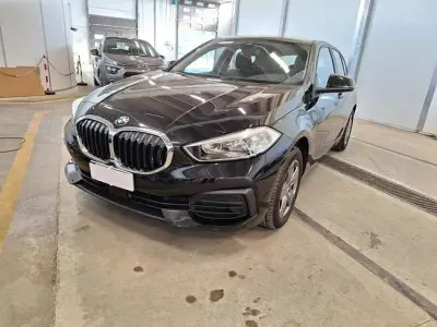 Usado BMW 118 136 CV (100 kW) 2021 Negro Utilitario