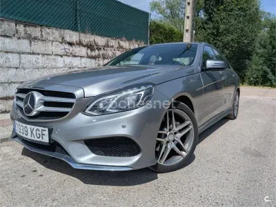 Usado Mercedes E300 231 CV (169 kW) 2014 Gris / plata Berlina
