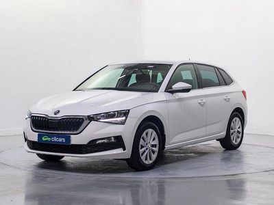 Usado Skoda Scala Selection 116 CV (85 kW) 2023 Blanco Utilitario