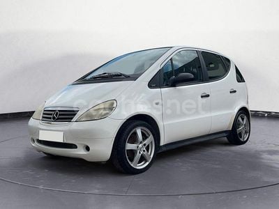 Blanco Usado 2002 Mercedes A140 Classic Monovolumen | 4000 €