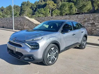 Używany Citroën C4 Feel 110 KM (80 kW) 2021 Szary Sedan/Limuzyna