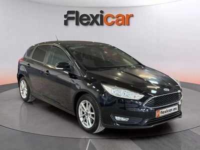 Usado Ford Focus Trend 105 CV (77 kW) 2018 Negro Berlina