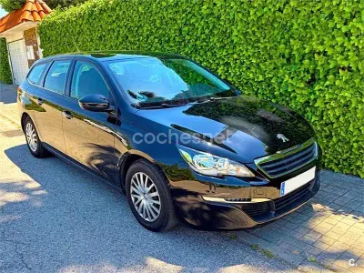 Usado Peugeot 308 SW Business-Line 120 CV (88 kW) 2016 Negro Familiar
