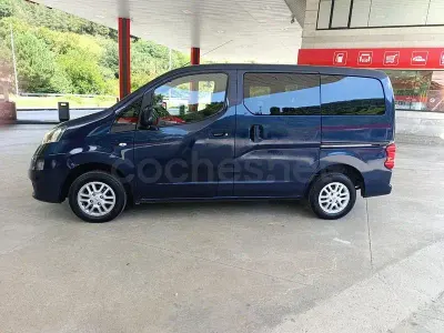 Usado Nissan Evalia 110 CV (80 kW) 2015 Azul Monovolumen