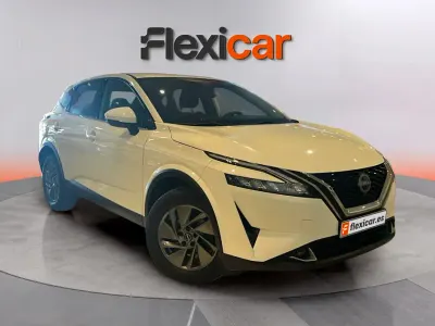 Usado Nissan Qashqai Acenta 140 CV (102 kW) 2023 Blanco SUV