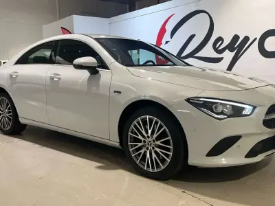 Usado Mercedes CLA250e 218 CV (160 kW) 2021 Blanco Coupe