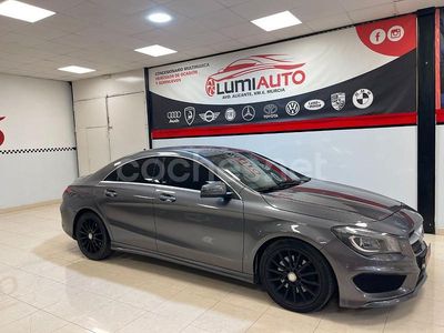 Usado Mercedes CLA220 AMG line 170 CV (125 kW) 2014 Gris / plata Berlina