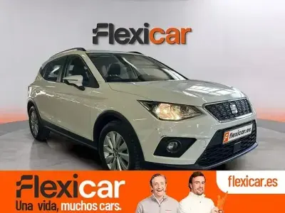 Usado Seat Arona Ecomotive 95 CV (69 kW) 2020 Blanco SUV