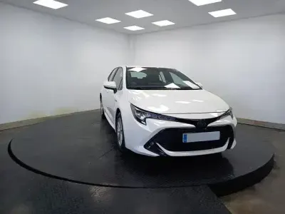 Usado Toyota Corolla Business Edition 122 CV (89 kW) 2021 Blanco Berlina