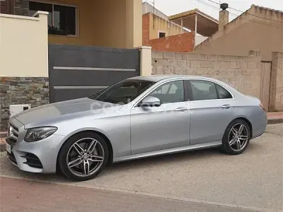 Usado Mercedes E350 258 CV (189 kW) 2016 Gris / plata Berlina