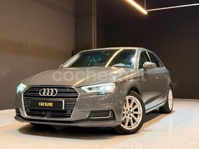 Gris / plata Usado 2020 Audi A3 Sportback g-tron Design Utilitario | 14.700 € (Un poco caro)