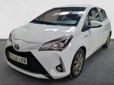 Usado Toyota Yaris Active 100 CV (73 kW) 2020