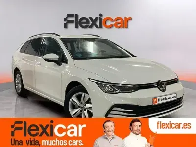 Usado VW Golf VIII Life 115 HP (84 kW) 2022 Branco Carrinha
