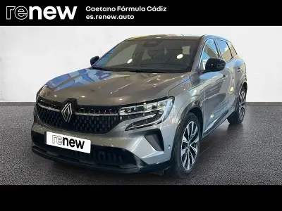 Begagnad Renault Austral Techno 200 HK (147 kW) 2023 Grå SUV