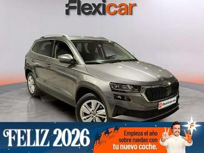 Gris Usado 2025 Skoda Karoq Selection SUV | 26.390 € (Precio justo)