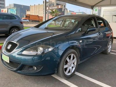 Usado Seat Leon Stylance 105 CV (77 kW) 2007 Azul Utilitario