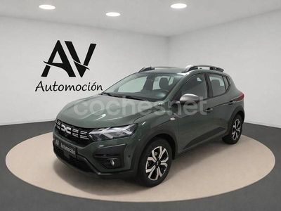 Usado Dacia Sandero Extreme 91 CV (66 kW) 2023 Verde Berlina