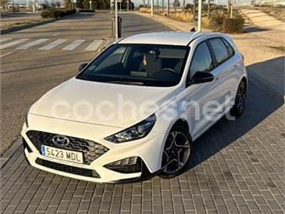 Usado Hyundai i30 N Line 120 CV (88 kW) 2023 Blanco Berlina