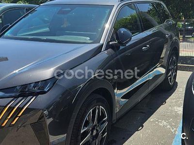 Gris / plata Usado 2025 Peugeot 5008 Allure Monovolumen | 31.500 € (Precio justo)