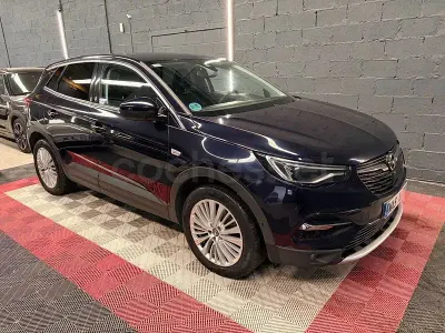 Usado Opel Grandland X Selective 120 CV (88 kW) 2018 Azul SUV